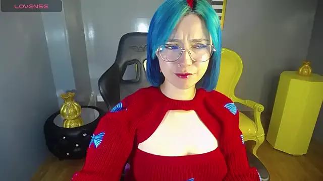 Check-out our cam rooms range and converse on a personal level with our delicious livecams streamers, showing off their spicy curves and toys.