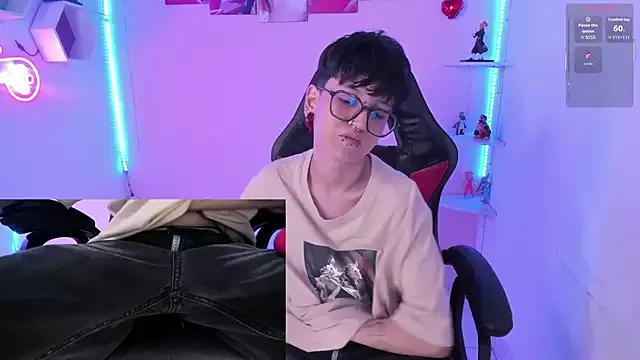 Check-out our cam rooms range and converse on a personal level with our delicious livecams streamers, showing off their spicy curves and toys.