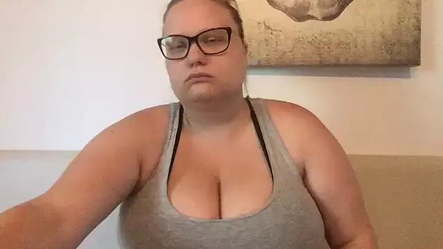 Cherry_Blaze from StripChat is Freechat