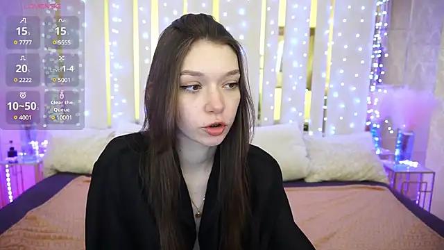 Check-out our cam rooms range and converse on a personal level with our delicious livecams streamers, showing off their spicy curves and toys.