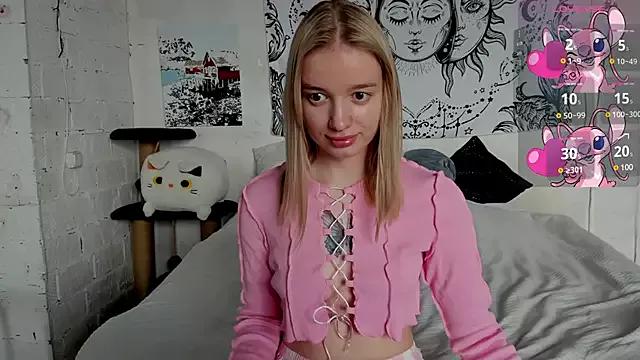 Cherry_yam from StripChat is Freechat