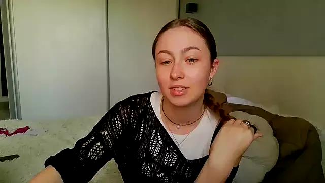 CherryNiika from StripChat is Freechat