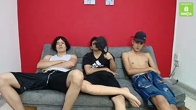 ChillBiCrew from StripChat is Freechat