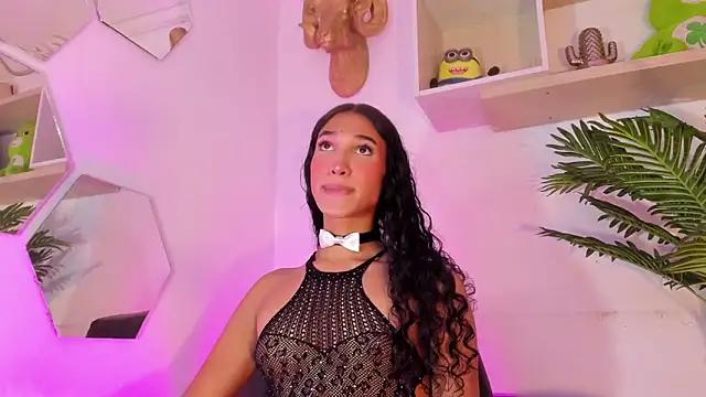Check-out our cam rooms range and converse on a personal level with our delicious livecams streamers, showing off their spicy curves and toys.