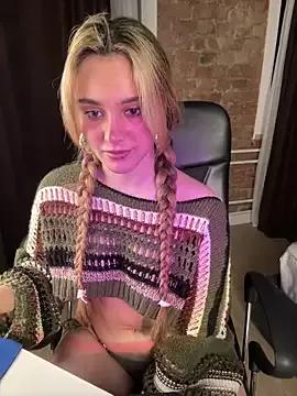 Check-out our cam rooms range and converse on a personal level with our delicious livecams streamers, showing off their spicy curves and toys.