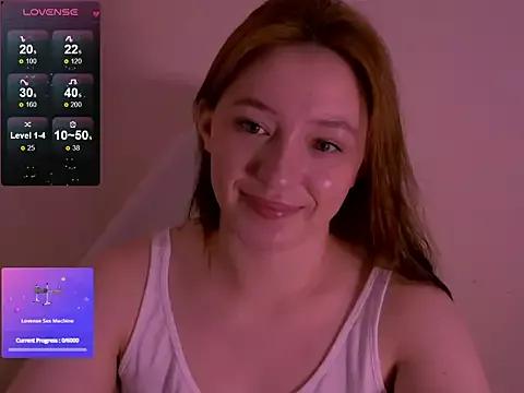 Chloe_strip from StripChat is Freechat