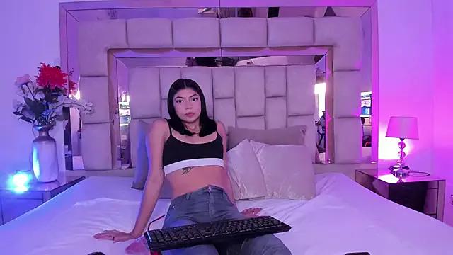 chloehouston from StripChat is Freechat