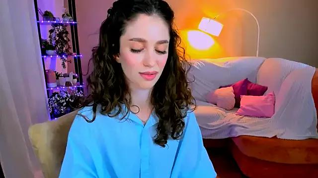 ChristinaConteeree from StripChat is Freechat