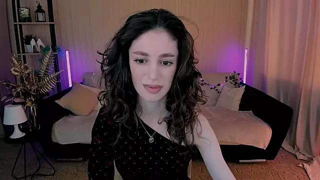 ChristinaConteeree from StripChat is Freechat