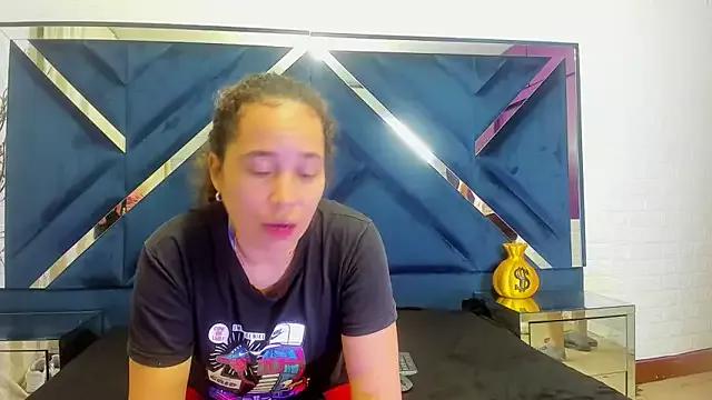 Cielo_and_Milan from StripChat is Freechat