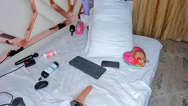 Check-out our cam rooms range and converse on a personal level with our delicious livecams streamers, showing off their spicy curves and toys.