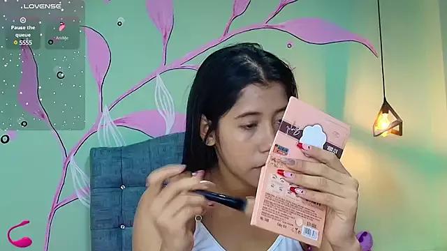 Connie_Bell from StripChat is Freechat