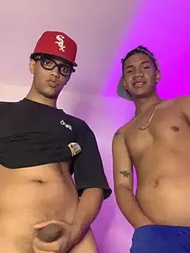 Connor_and_Taylor from StripChat is Freechat