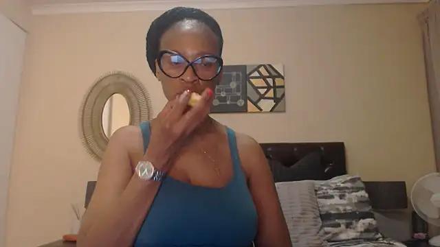 Creamyass22 from StripChat is Freechat