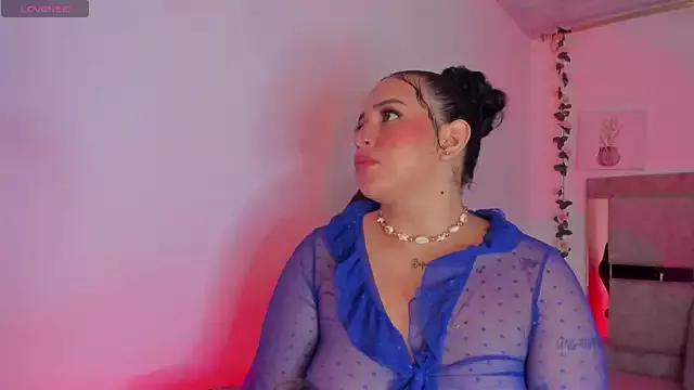 Criiis_laurens from StripChat is Freechat