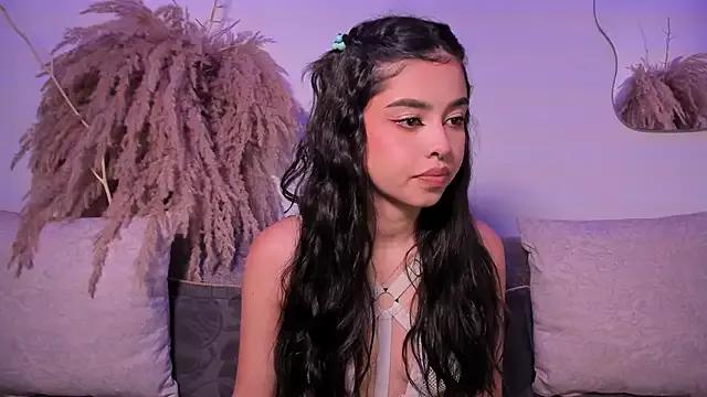 Cristal_Jolly from StripChat is Freechat