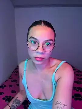 cristallove_01 from StripChat is Freechat