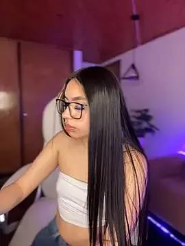 Cristina_pinkk from StripChat is Freechat