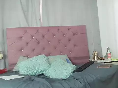 Crystall_rosee from StripChat is Freechat