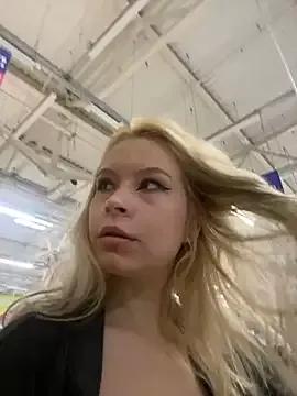 Photos of Cum_girlss from StripChat is Freechat