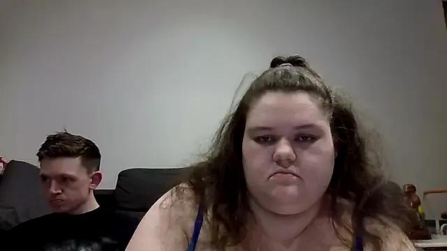 curvy_crystal from StripChat is Freechat