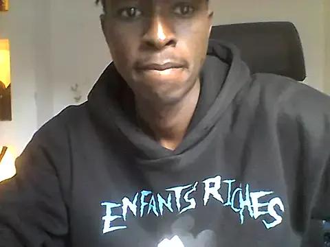 Curvy_slutty from StripChat is Freechat