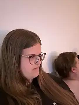 CurvyPaar2 from StripChat is Freechat