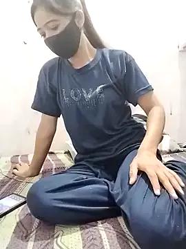 Cute-Naavya from StripChat is Freechat