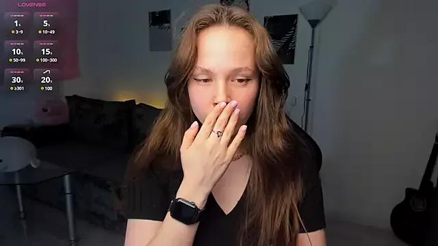 cute_little_ass from StripChat is Freechat