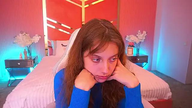 CuteeFoxy from StripChat is Freechat