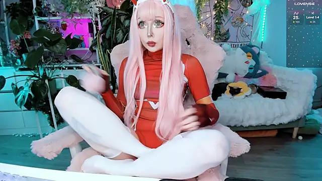 Check-out our cam rooms range and converse on a personal level with our delicious livecams streamers, showing off their spicy curves and toys.