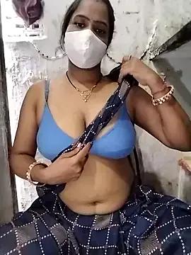cutemaya11 from StripChat is Freechat