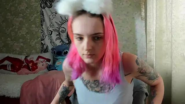 Check-out our cam rooms range and converse on a personal level with our delicious livecams streamers, showing off their spicy curves and toys.