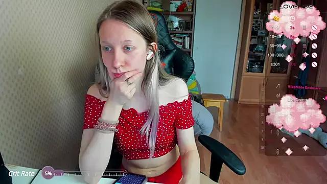 cutieMila from StripChat is Freechat