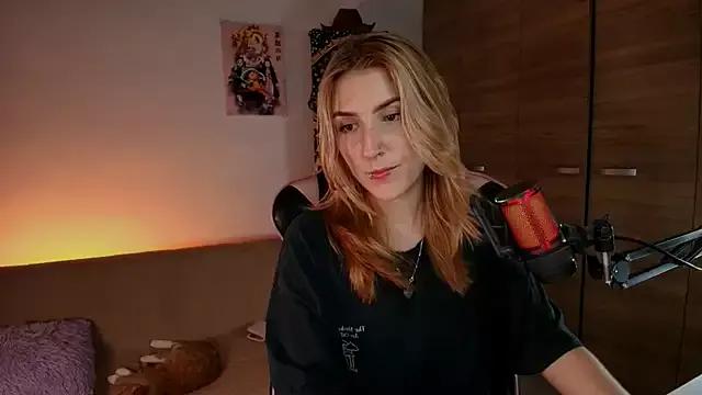 Dakotaa_ from StripChat is Freechat