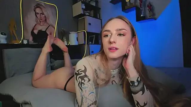 Dana__Whitttte from StripChat is Freechat