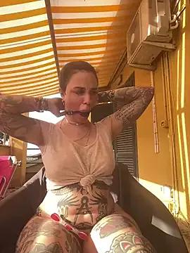 Dancing_wmyselF_ from StripChat is Freechat