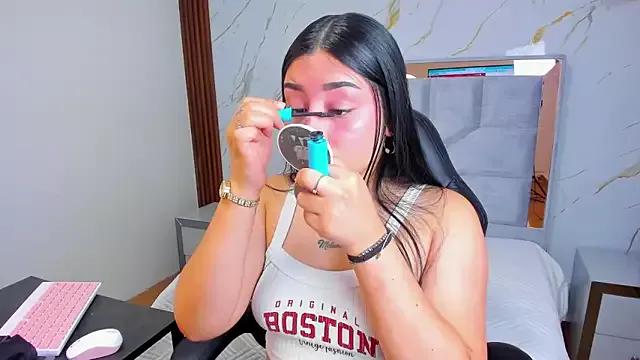 DANIELABETACOURT from StripChat is Freechat