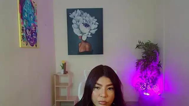 Danisha_chase from StripChat is Freechat