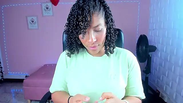 DannaBerry from StripChat is Freechat