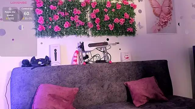 Daphne22 from StripChat is Freechat