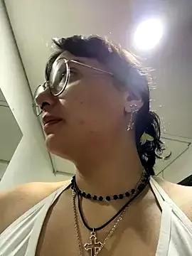 dark_foxx from StripChat is Freechat