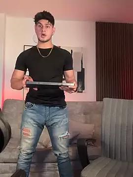 DaviesBrown from StripChat is Freechat
