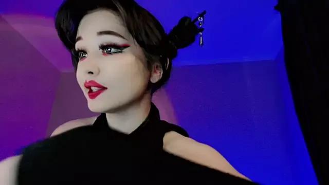 Check-out our cam rooms range and converse on a personal level with our delicious livecams streamers, showing off their spicy curves and toys.