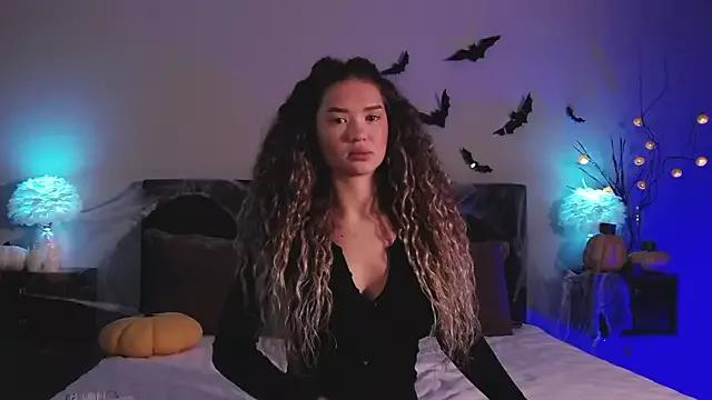 Denise_Garciia from StripChat is Freechat