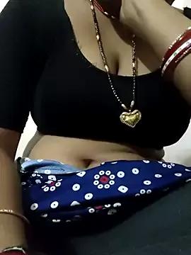 Desi_couple305 from StripChat is Freechat