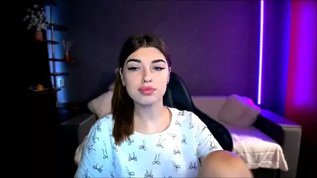Dianaa_Lee0 from StripChat is Freechat