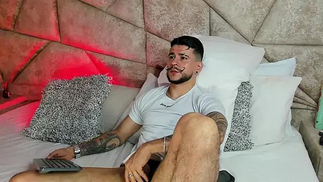 DickGriffith_ from StripChat is Freechat