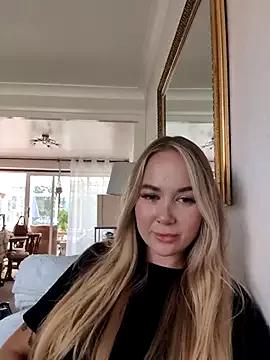 DiorDolly from StripChat is Freechat