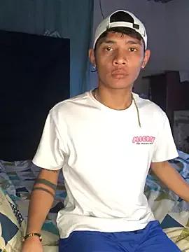 dirtyshowx2 from StripChat is Freechat